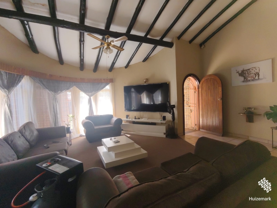 3 Bedroom Property for Sale in Vaalpark Free State